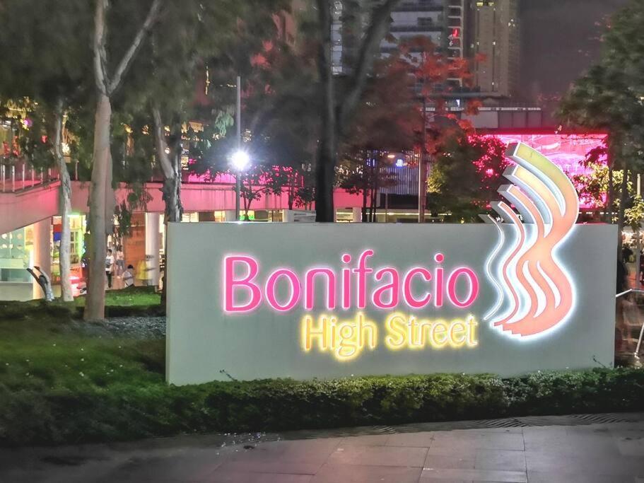 New 2Br Of 86Sqm With Parking & Netflix In Bgc Apartment Manila Bagian luar foto