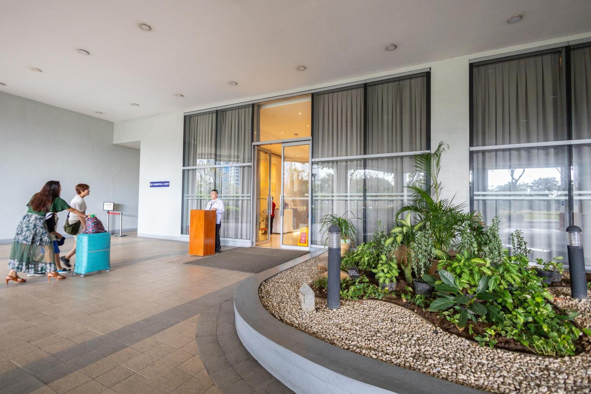 New 2Br Of 86Sqm With Parking & Netflix In Bgc Apartment Manila Bagian luar foto