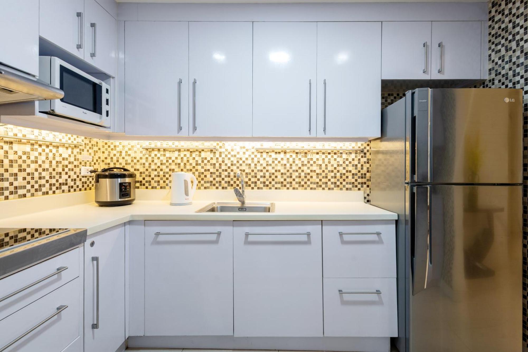 New 2Br Of 86Sqm With Parking & Netflix In Bgc Apartment Manila Bagian luar foto
